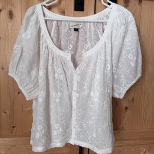 Universal Thread white floral print blouse